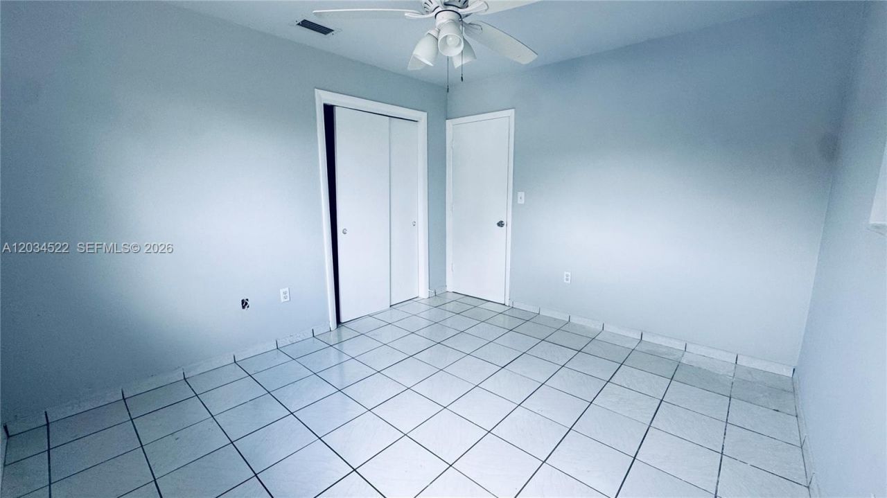 2732 NW 16th Ter , Unit 2734, Miami, FL 33125 Photo