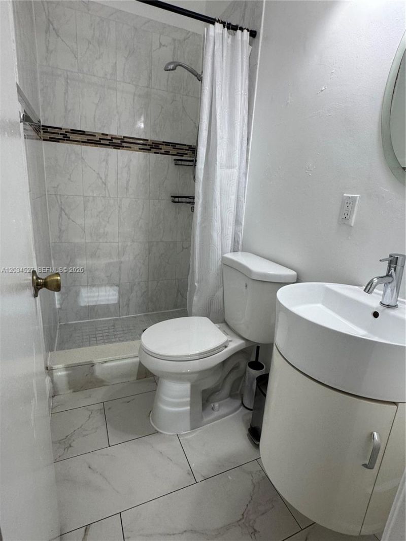 540 Beacom Blvd , Unit 540, Miami, FL 33135 Photo