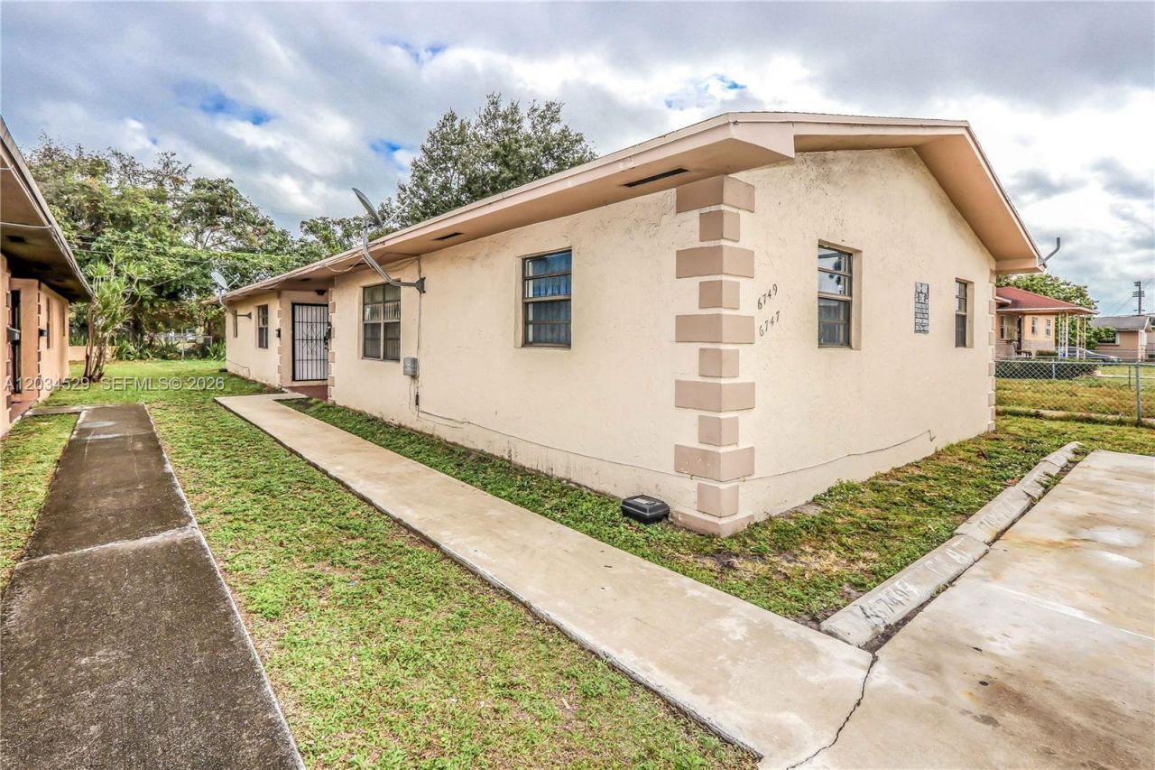 6747 NW 5th Ct , Unit 2, Miami, FL 33150 Photo
