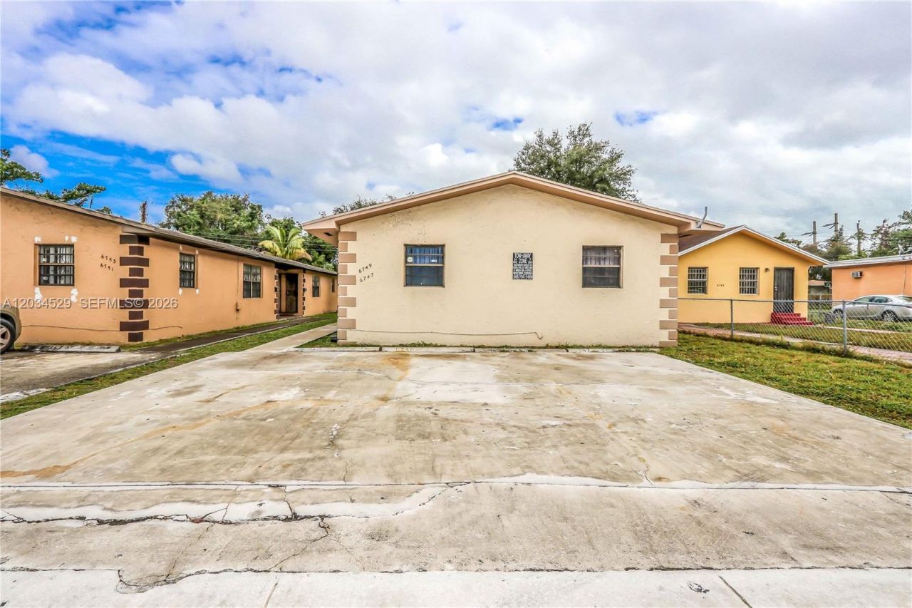 6747 NW 5th Ct , Unit 2, Miami, FL 33150 Photo