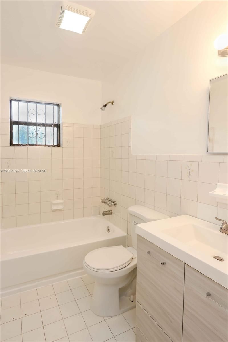 6747 NW 5th Ct , Unit 2, Miami, FL 33150 Photo