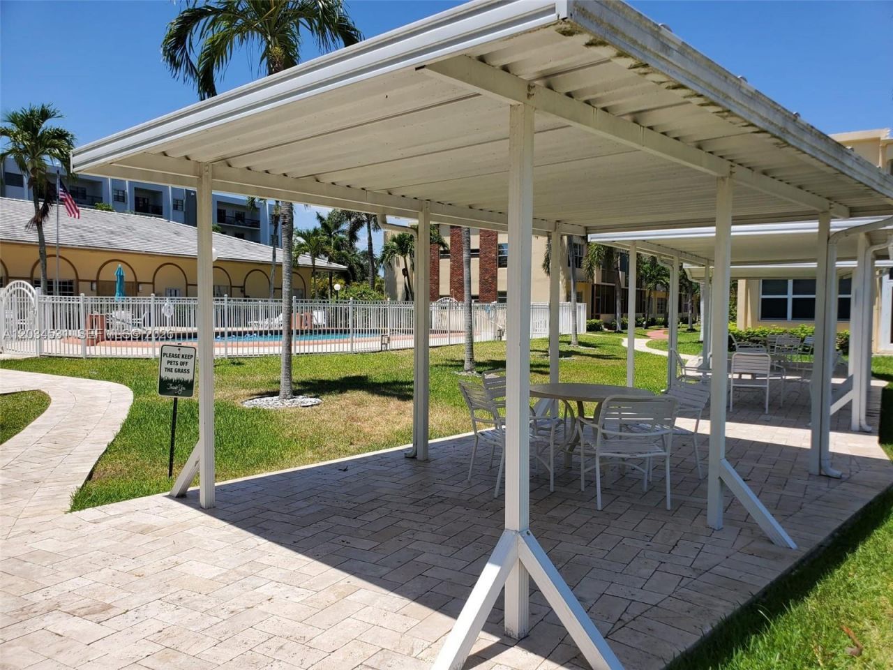 851 NE 14th Ave , Unit 414, Hallandale Beach, FL 33009 Photo