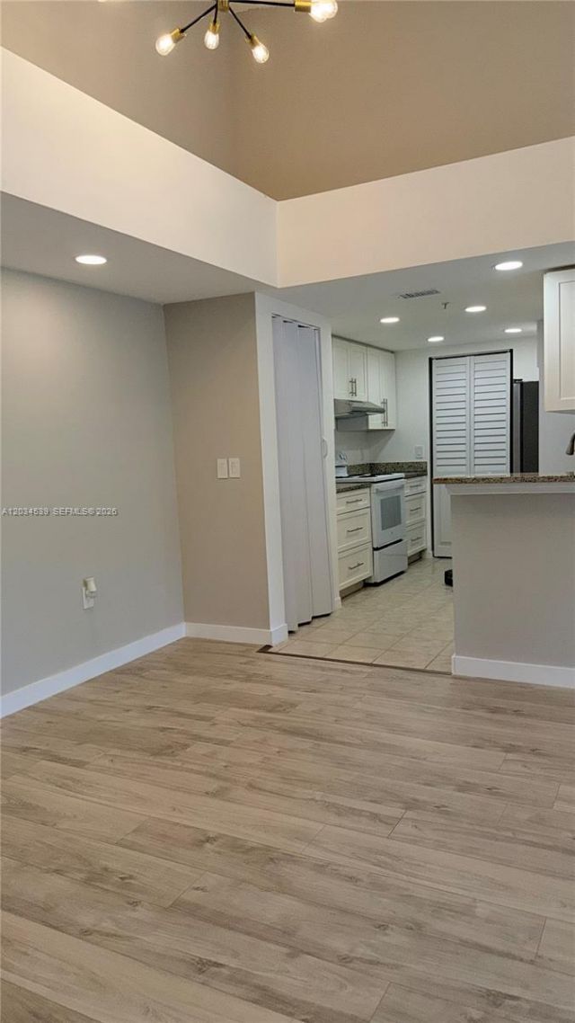 4171 N Haverhill Rd , Unit 1012, West Palm Beach, FL 33417 Photo