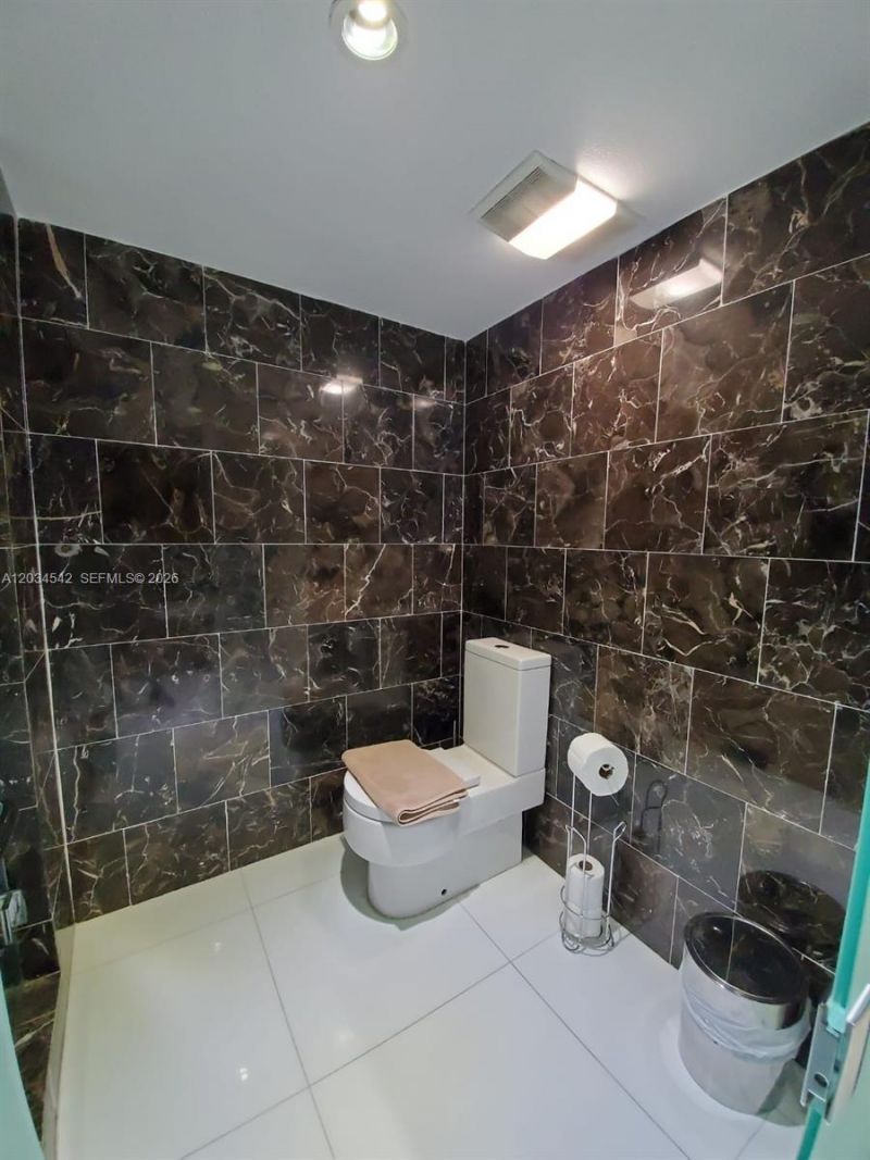 1717 N Bayshore Dr, Unit A-3646, Miami, FL 33132 Photo