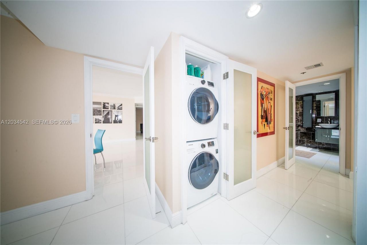 1717 N Bayshore Dr, Unit A-3646, Miami, FL 33132 Photo