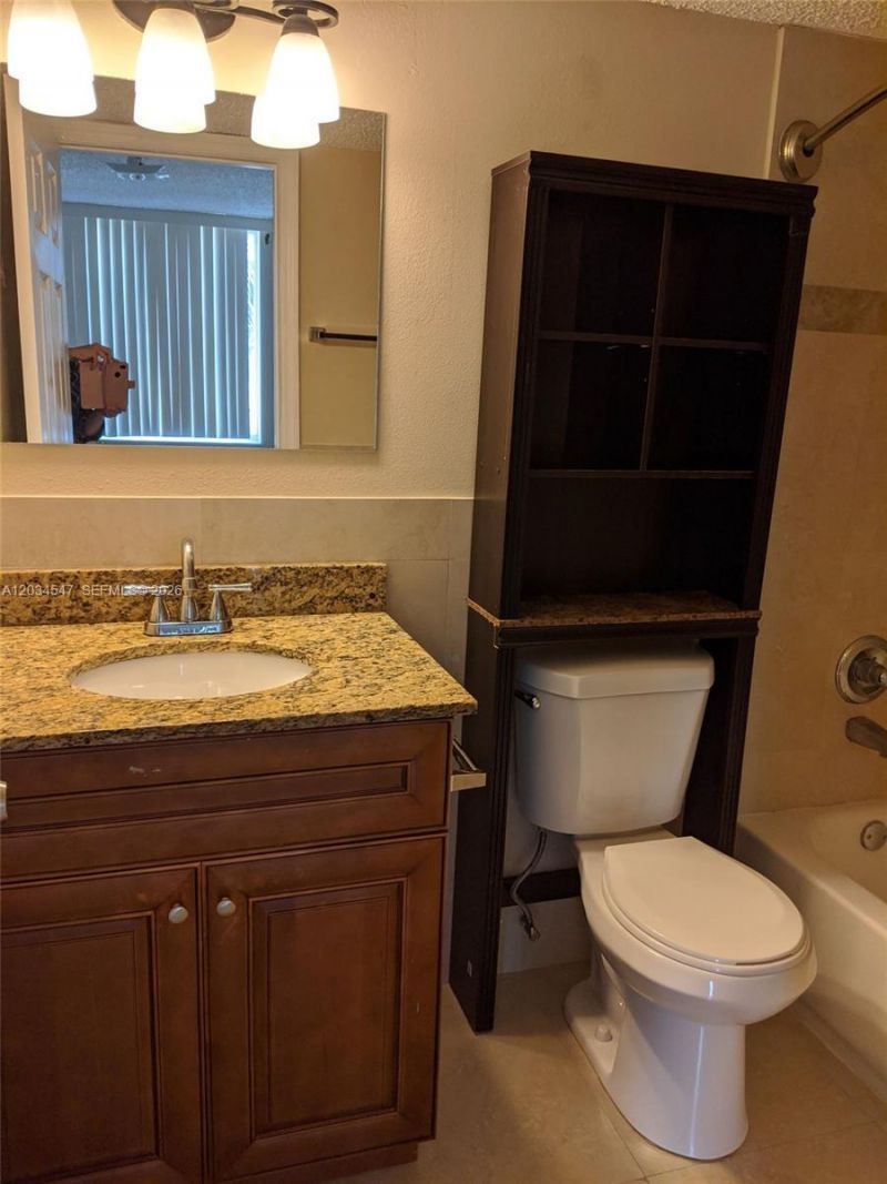 4015 W Mcnab Rd , Unit D210, Pompano Beach, FL 33069 Photo