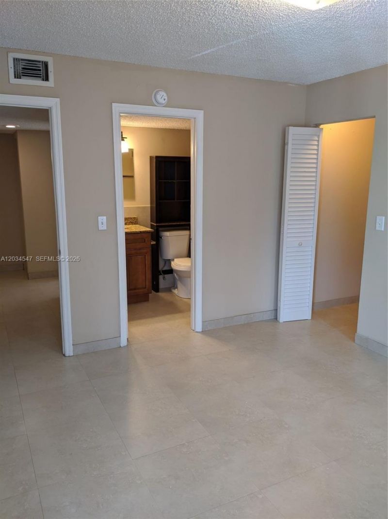 4015 W Mcnab Rd , Unit D210, Pompano Beach, FL 33069 Photo