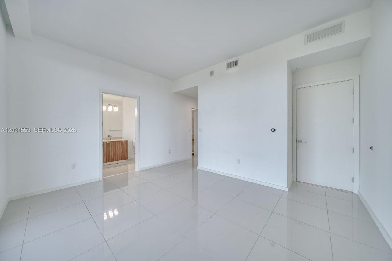 5252 NW 85th Ave , Unit PH2004, Doral, FL 33178 Photo