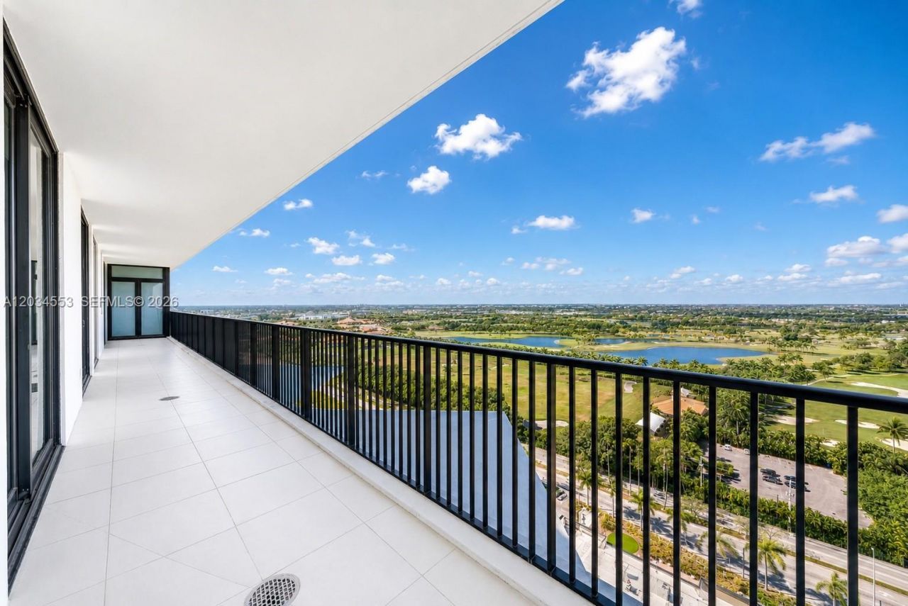 5252 NW 85th Ave , Unit PH2004, Doral, FL 33178 Photo