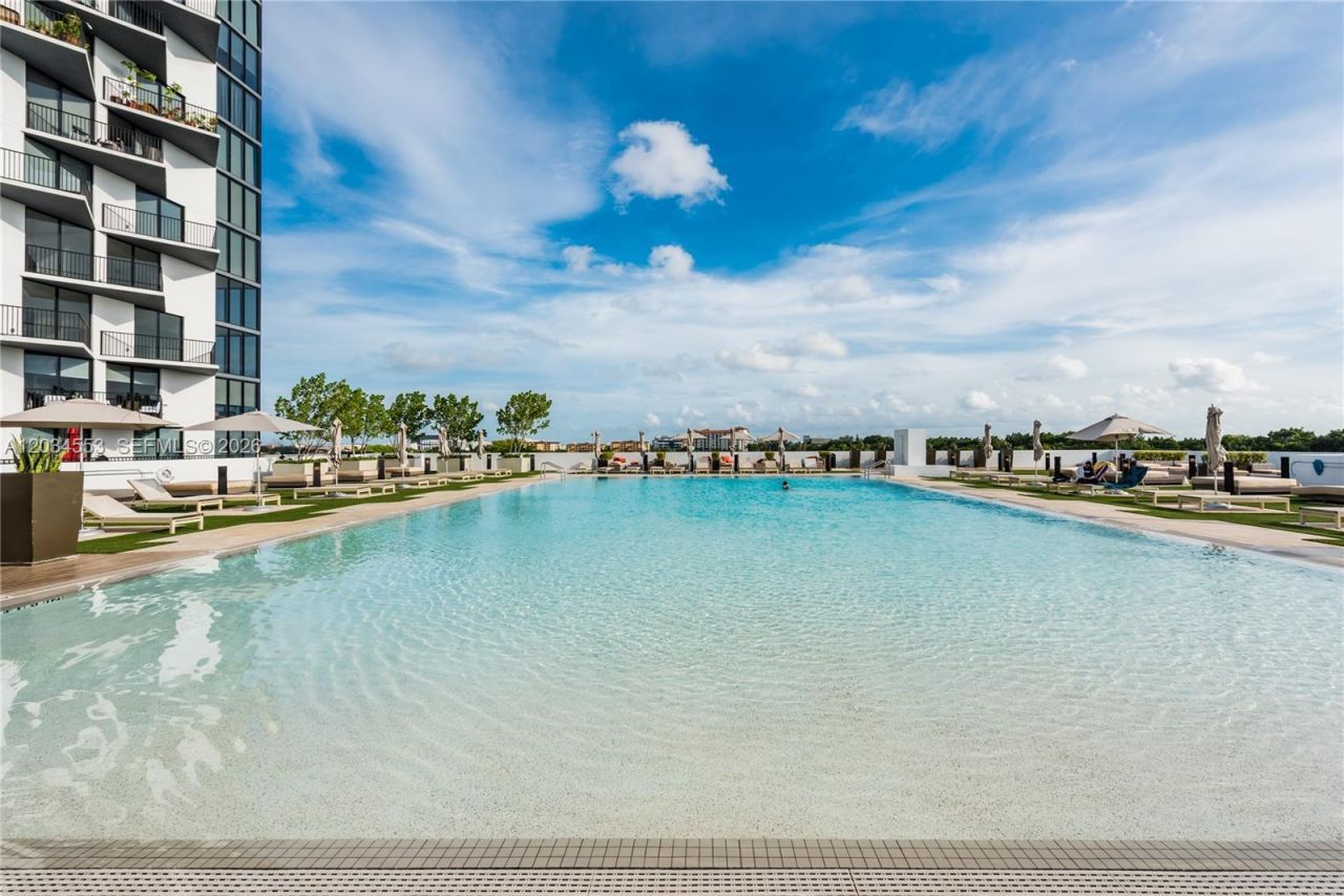 5252 NW 85th Ave , Unit PH2004, Doral, FL 33178 Photo