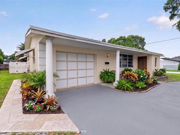 1901 N 56th Ave, Hollywood, FL 33021