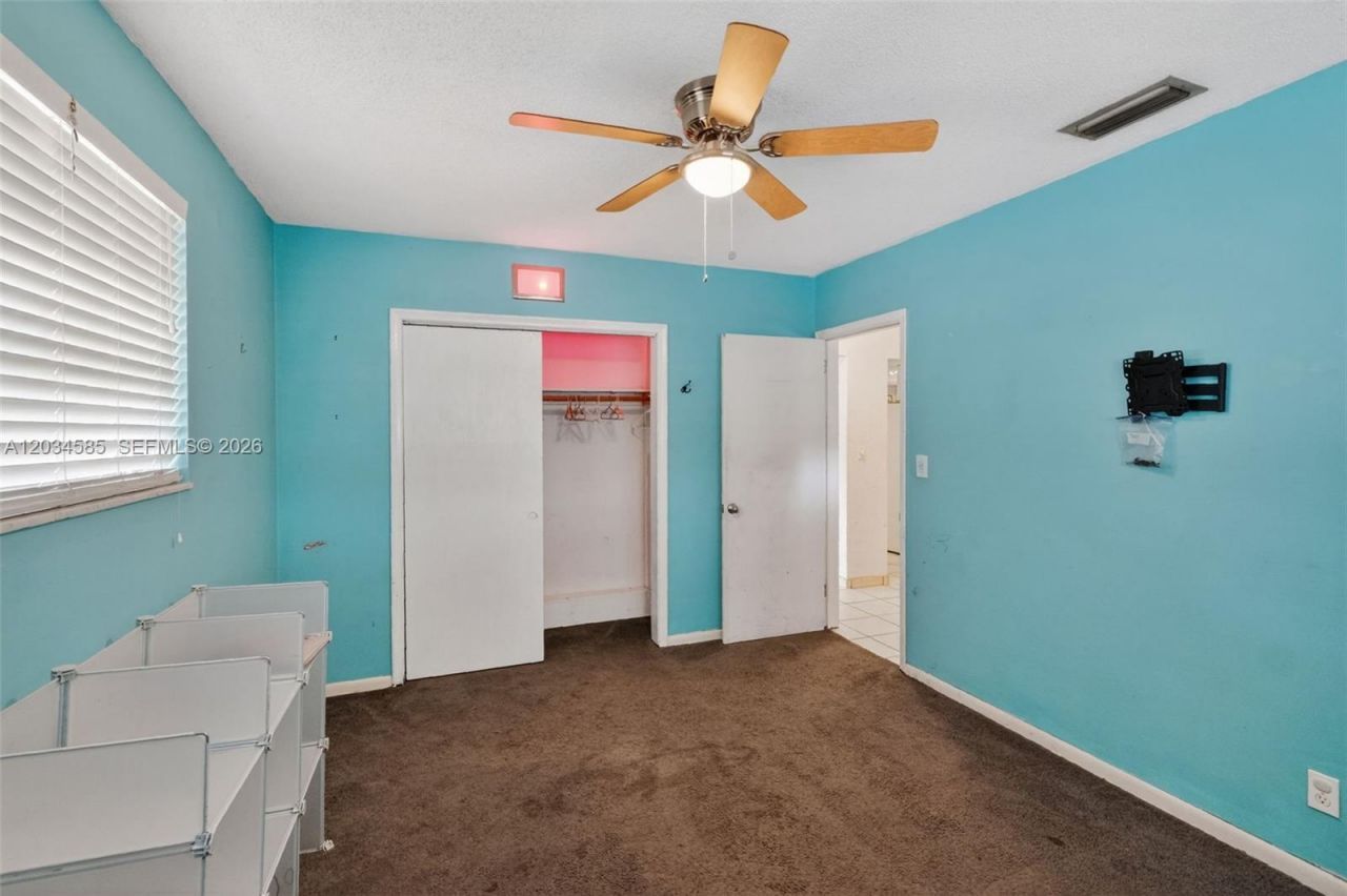 1901 N 56th Ave, Hollywood, FL 33021 Photo