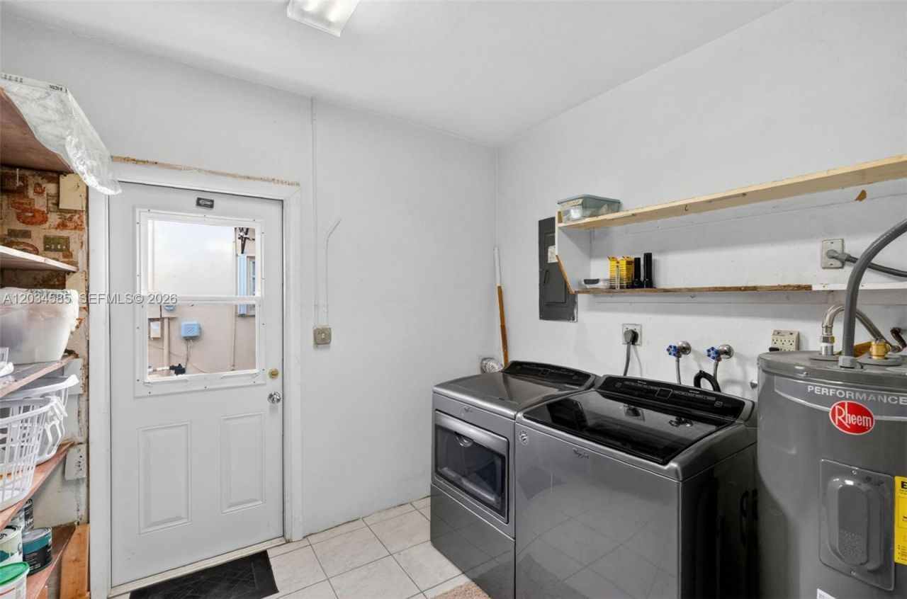 1901 N 56th Ave, Hollywood, FL 33021 Photo