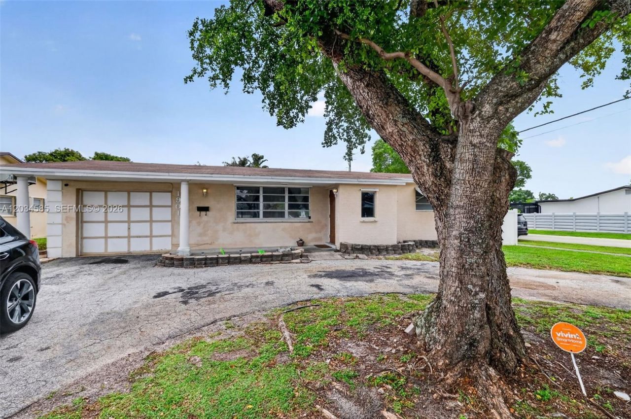 1901 N 56th Ave, Hollywood, FL 33021 Photo