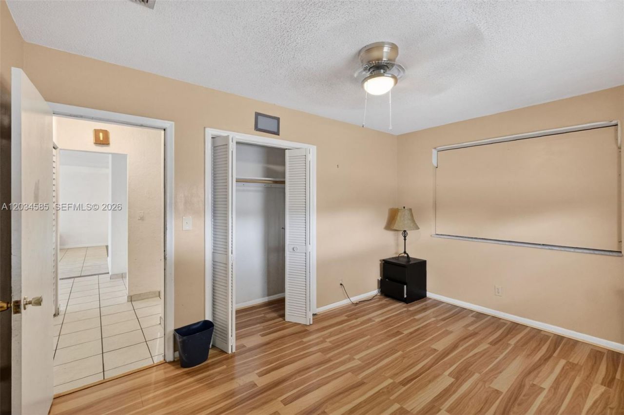 1901 N 56th Ave, Hollywood, FL 33021 Photo