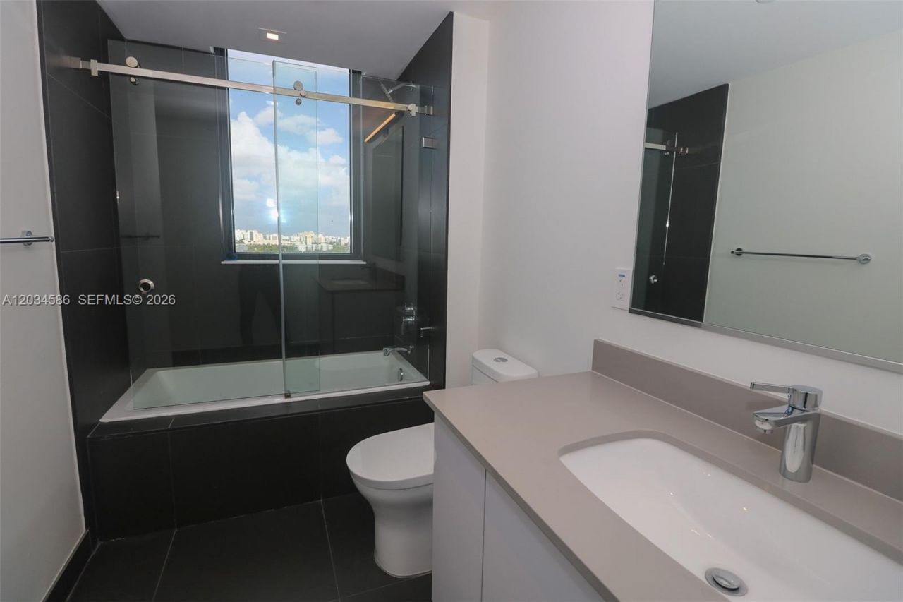 1600 NE 1st Ave, Unit 1010, Miami, FL 33132 Photo