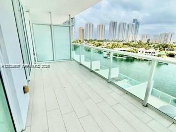 400 Sunny Isles Blvd , Unit 817, Sunny Isles Beach, FL 33160