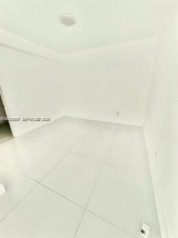 400 Sunny Isles Blvd , Unit 817, Sunny Isles Beach, FL 33160 Photo