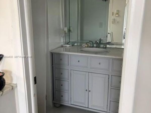 8990 S Hollybrook Blvd , Unit 106, Pembroke Pines, FL 33025
