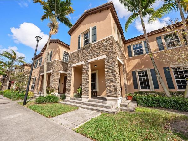16958 SW 92nd St , Unit 16958, Miami, FL 33196
