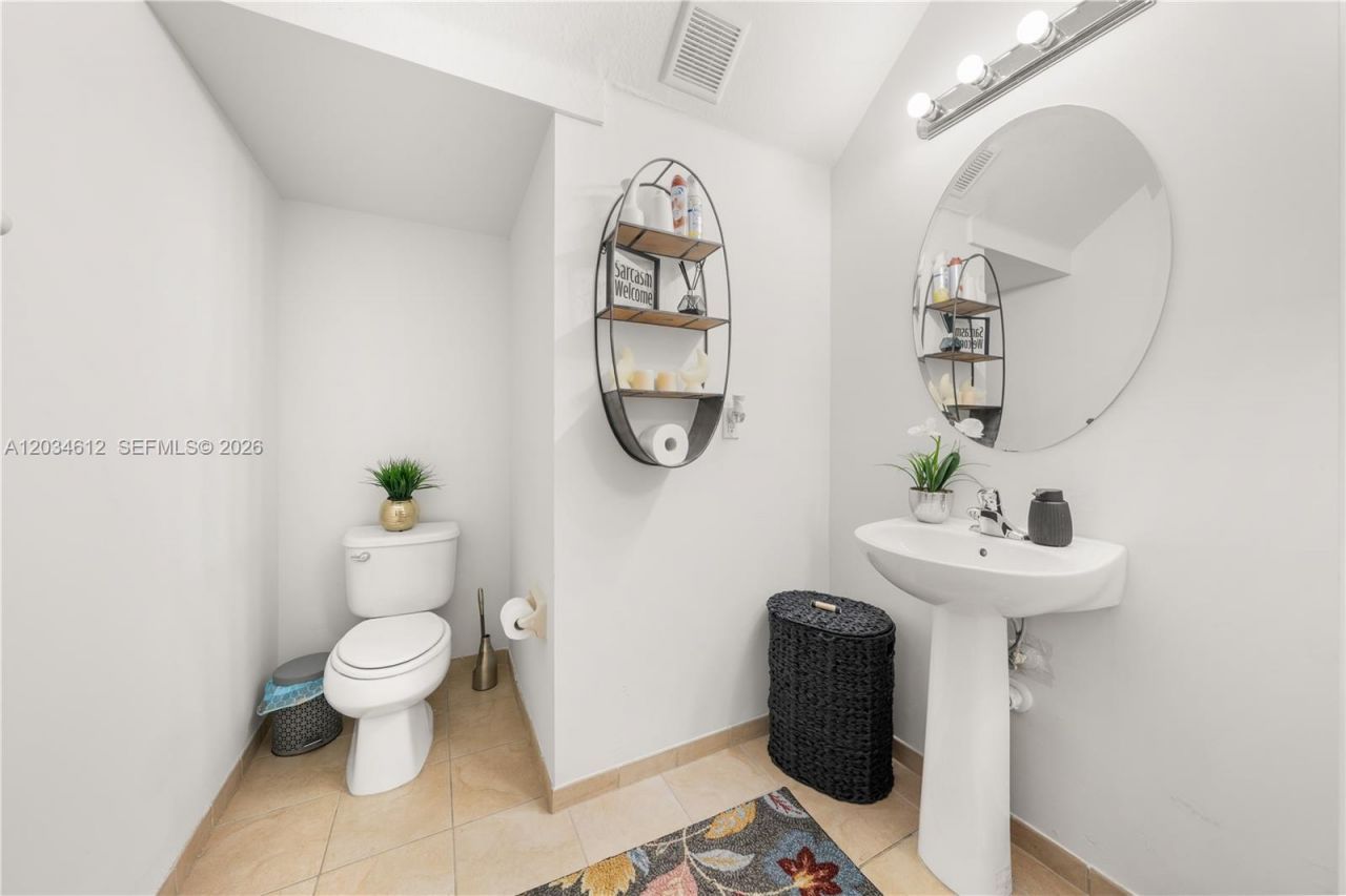 16958 SW 92nd St , Unit 16958, Miami, FL 33196 Photo