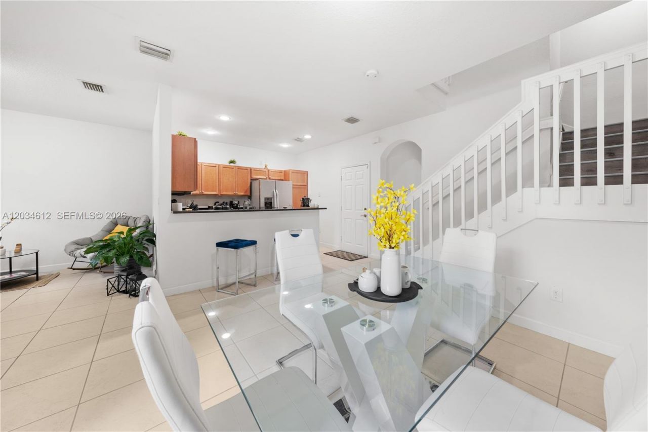 16958 SW 92nd St , Unit 16958, Miami, FL 33196 Photo
