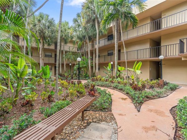 10875 SW 112th Ave , Unit 114, Miami, FL 33176