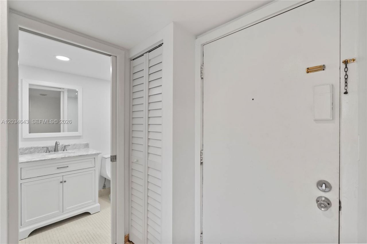 10875 SW 112th Ave , Unit 114, Miami, FL 33176 Photo
