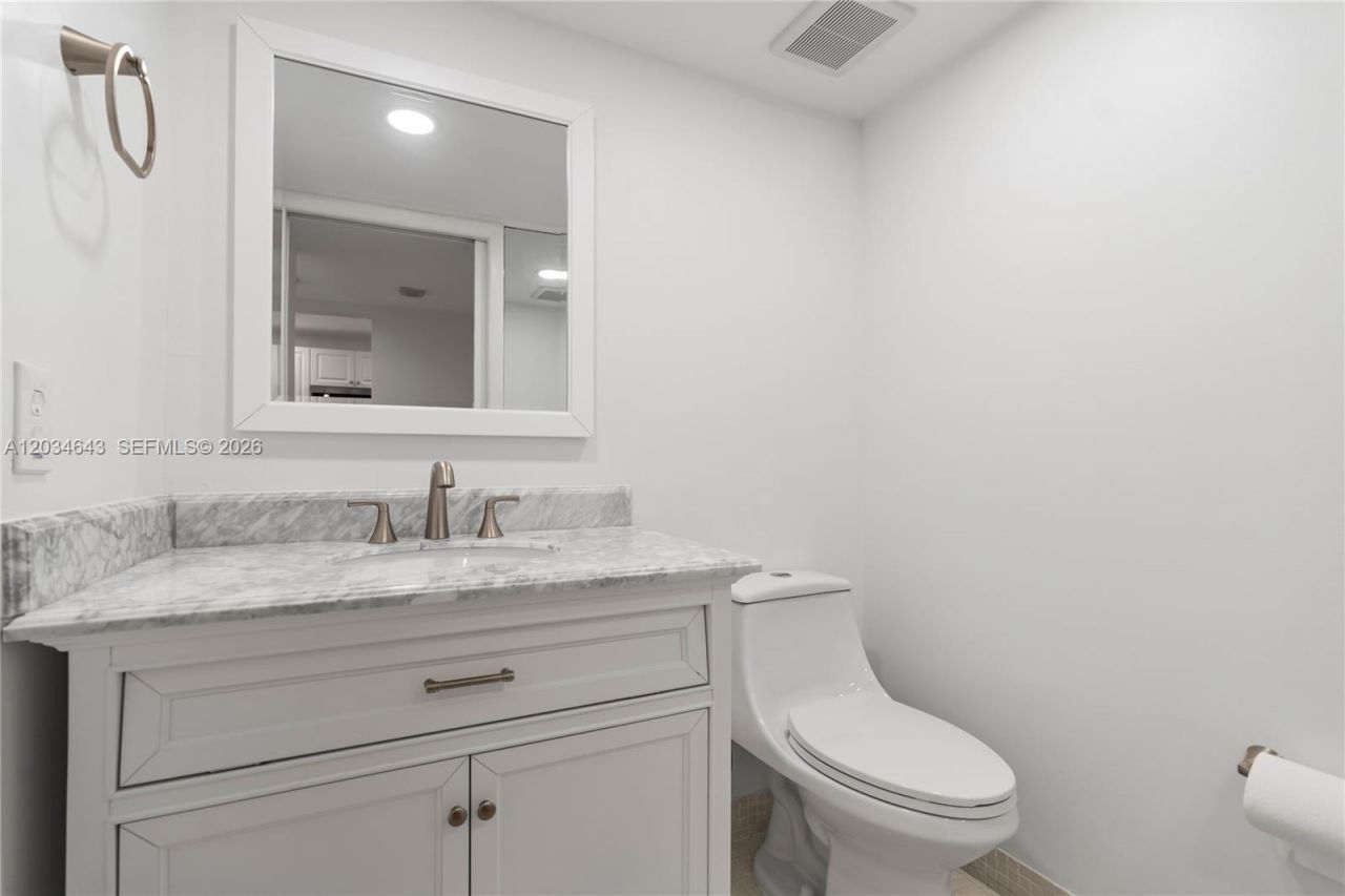 10875 SW 112th Ave , Unit 114, Miami, FL 33176 Photo