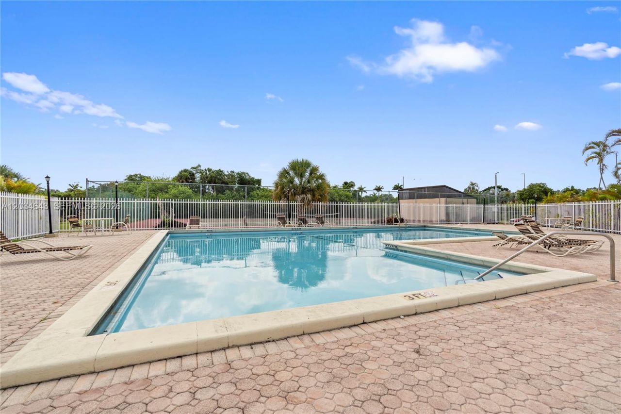 10875 SW 112th Ave , Unit 114, Miami, FL 33176 Photo