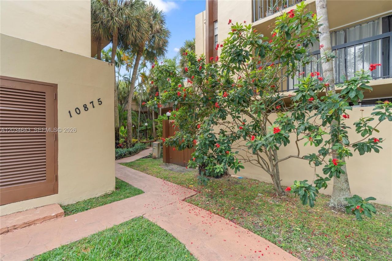 10875 SW 112th Ave , Unit 114, Miami, FL 33176 Photo