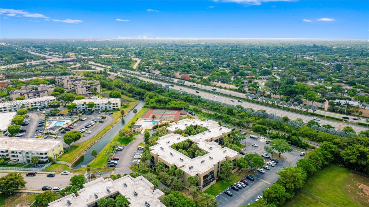 10875 SW 112th Ave , Unit 114, Miami, FL 33176 Photo
