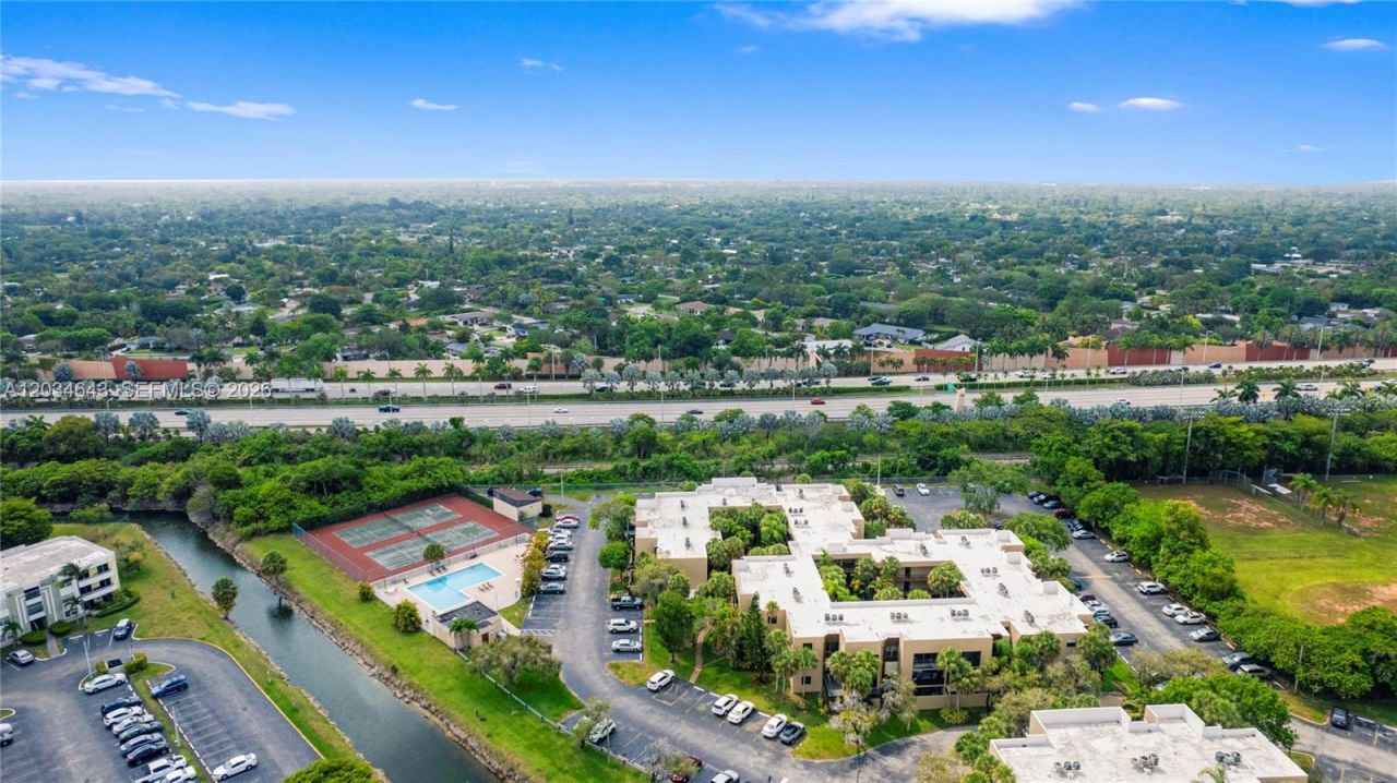 10875 SW 112th Ave , Unit 114, Miami, FL 33176 Photo