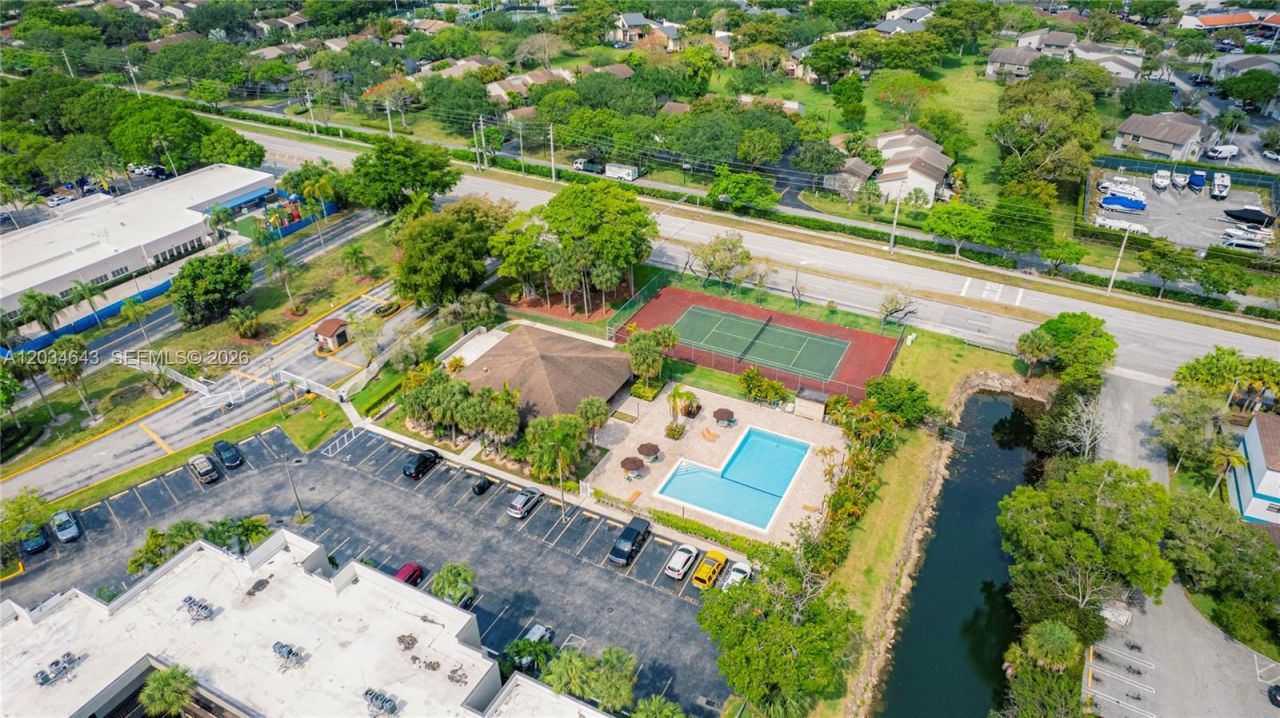 10875 SW 112th Ave , Unit 114, Miami, FL 33176 Photo