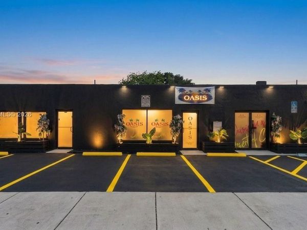 6546 Pembroke Rd, Miramar, FL 33023