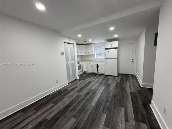 2025 NW 72nd St , Unit 2, Miami, FL 33147