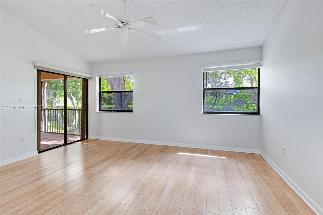 104 NW 98th Ter, Unit 104, Plantation, FL 33324 Photo