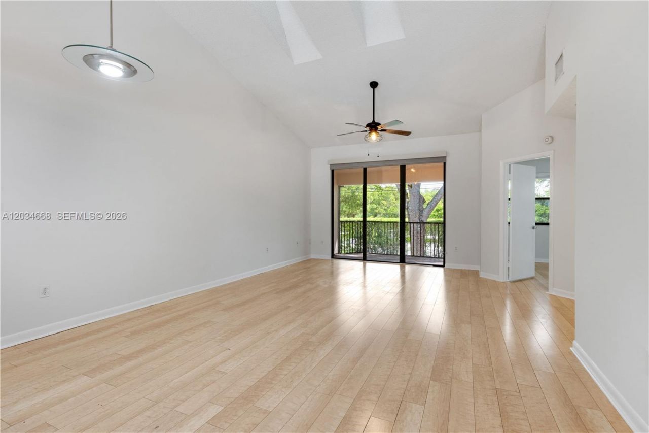 104 NW 98th Ter, Unit 104, Plantation, FL 33324 Photo