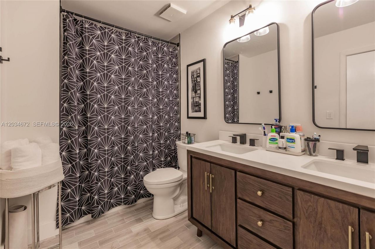 15623 NW 5th St, Pembroke Pines, FL 33028 Photo