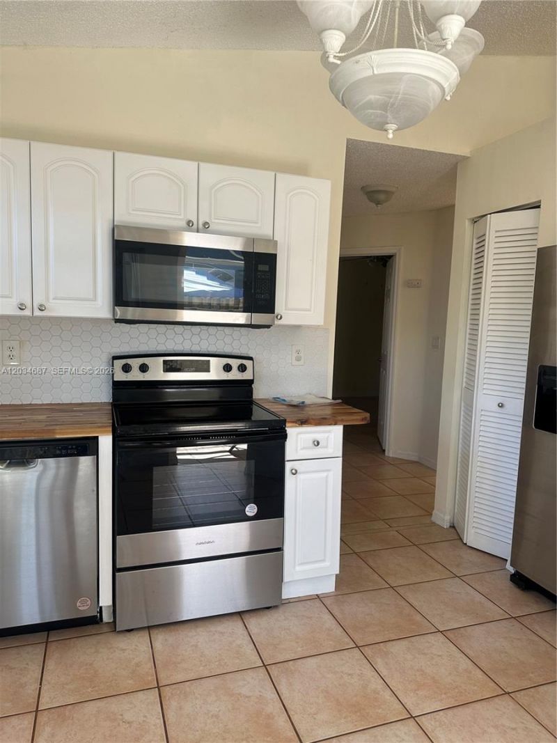 12338 SW 144th Ter , Miami, FL 33186 Photo
