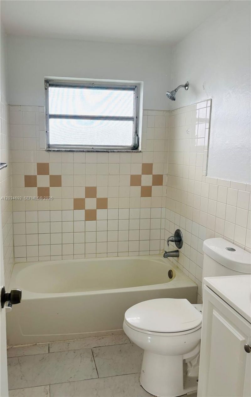 6601 SW 18th St, Unit 206, Pembroke Pines, FL 33023 Photo
