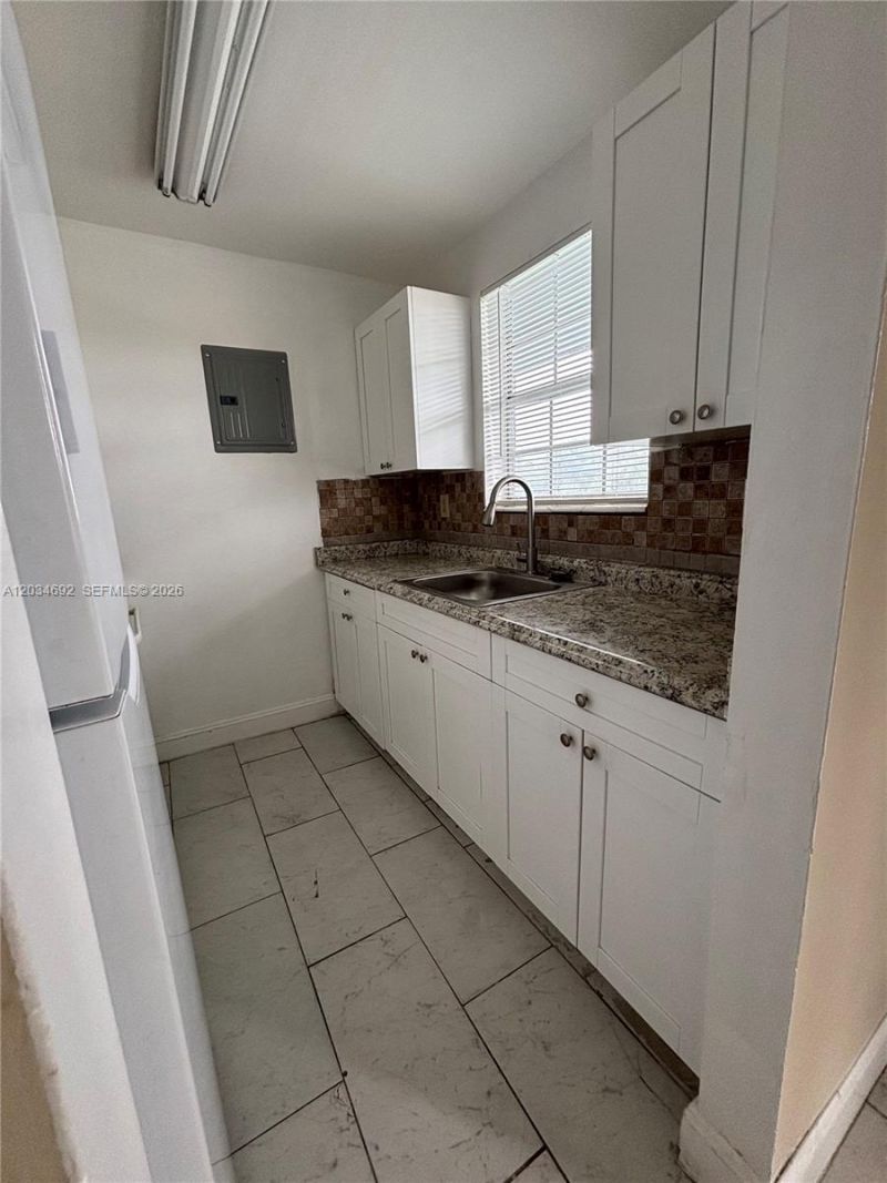 6601 SW 18th St, Unit 206, Pembroke Pines, FL 33023 Photo