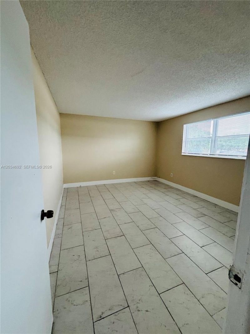 6601 SW 18th St, Unit 206, Pembroke Pines, FL 33023 Photo