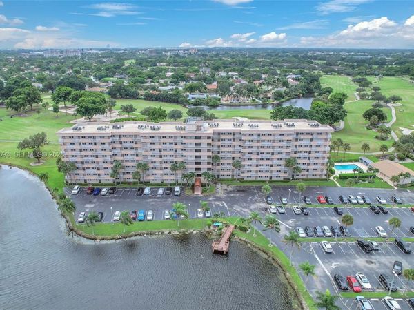 250 Jacaranda Dr , Unit 704, Plantation, FL 33324