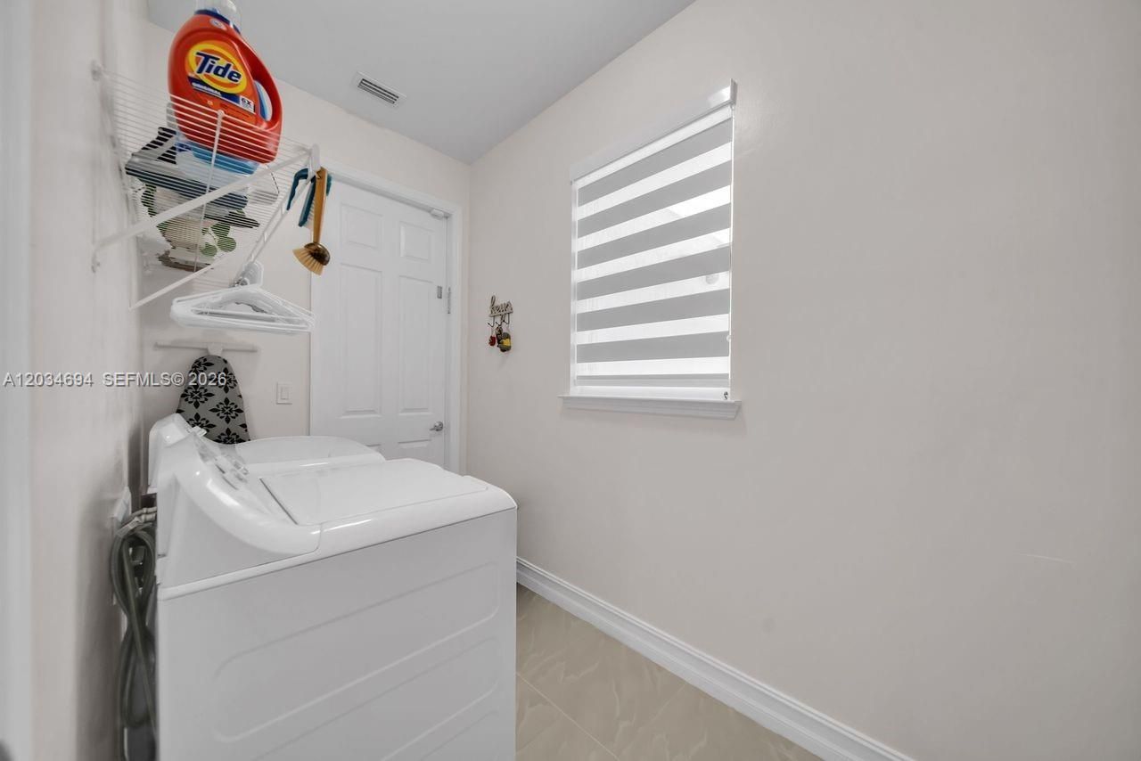 60 Floyd Ave S , Lehigh Acres, FL 33976 Photo
