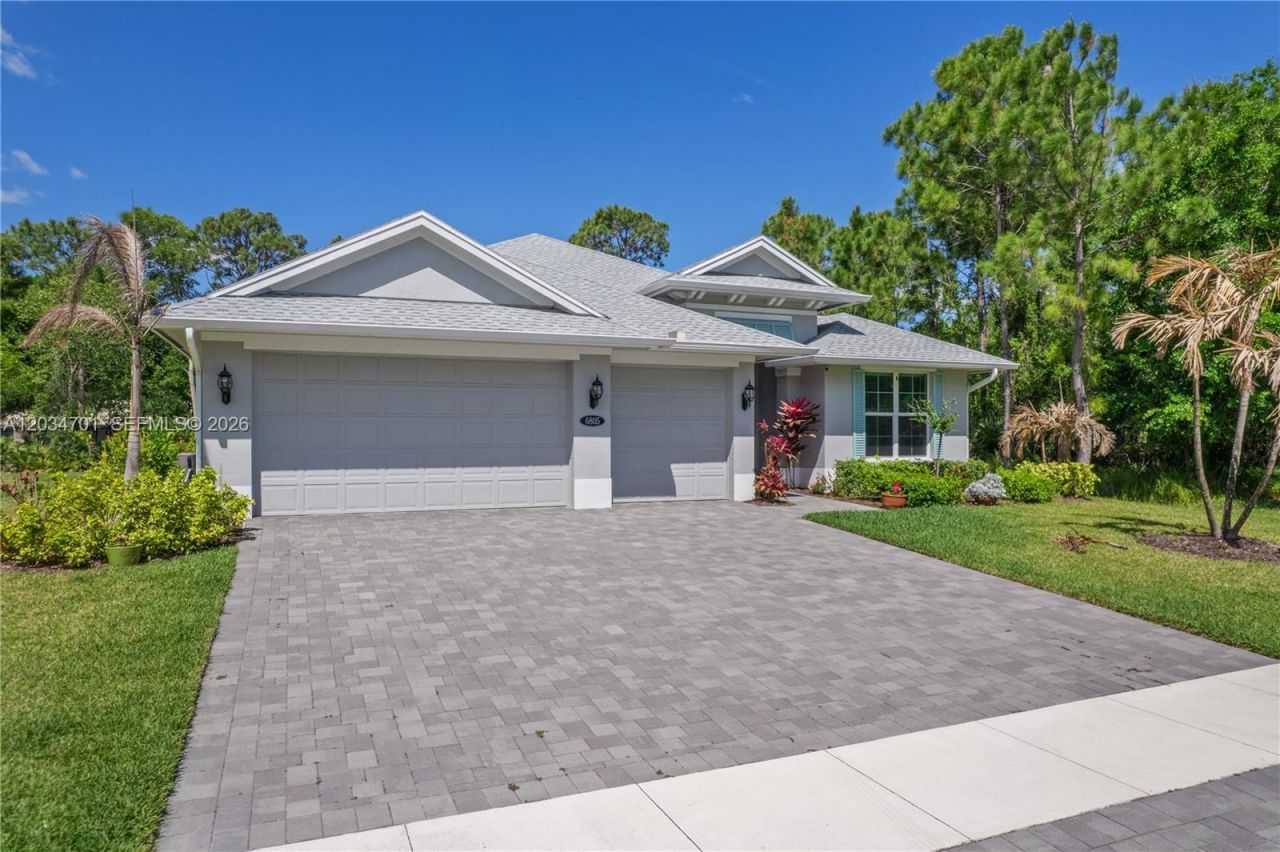 6805 49th Ct, Vero Beach, FL 32967 Photo