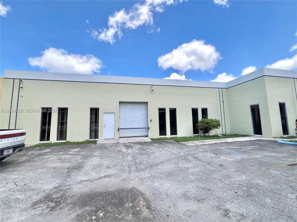 3425 NW 73rd Ave , Miami, FL 33122