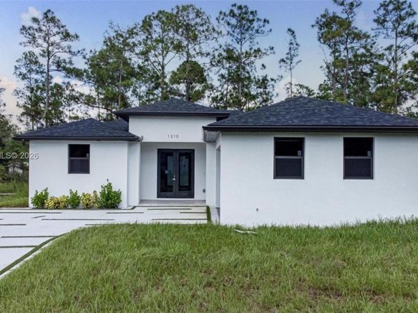 1310 Jefferson Ave , Lehigh Acres, FL 33972