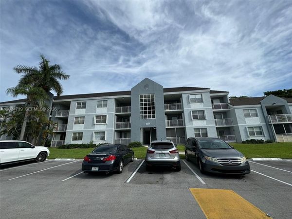 8660 SW 212th st , Unit 108, Cutler Bay, FL 33189