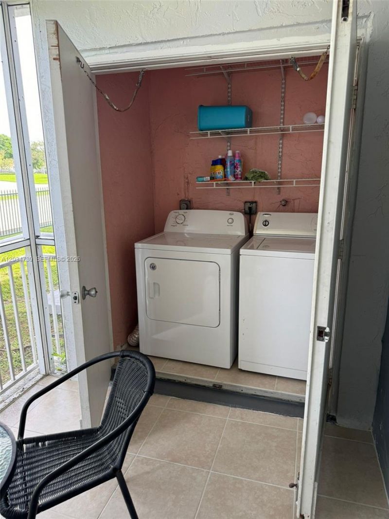 8660 SW 212th St , Unit 108, Cutler Bay, FL 33189 Photo